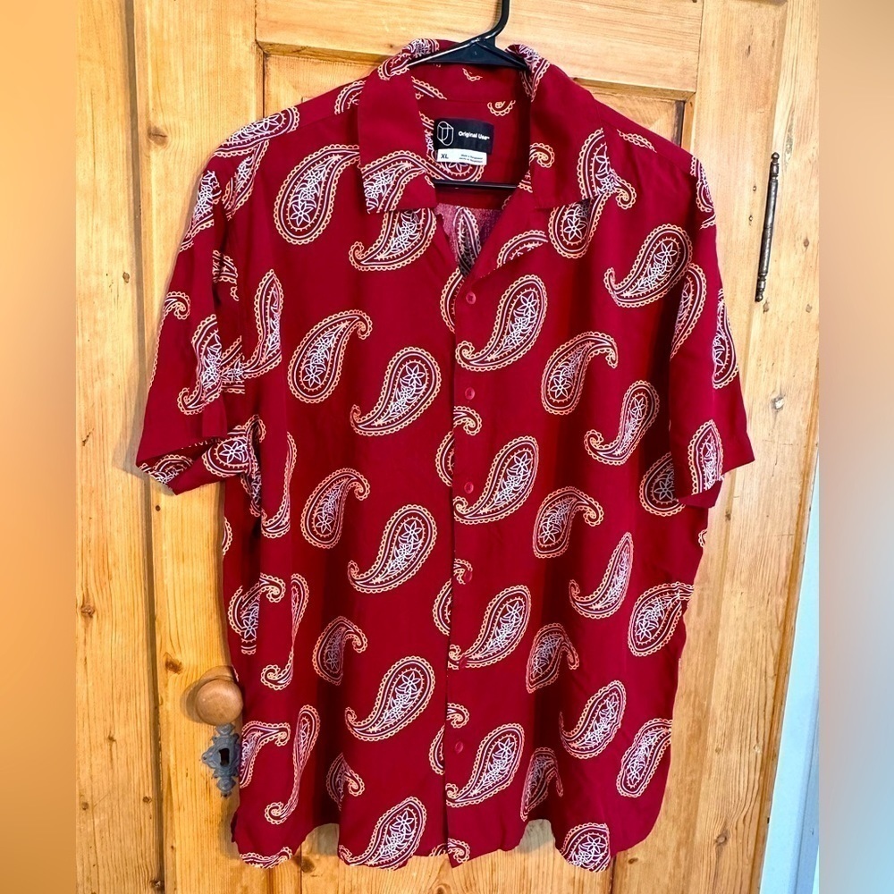 Original Use Short Sleeve Button Down Paisley Shirt Size XL Preppy
